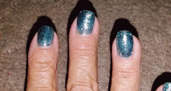 Sparkly gel nails.   Strong and smooth!