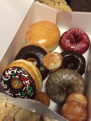 Yummy doughnuts! The red velvet cake was delicious!