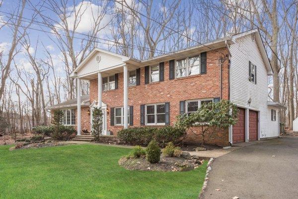 Fantastic Rental in Freehold Twp Cll BK  732-567-0099