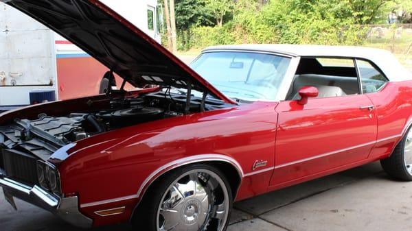 1970 OLDS CUTLASS 350 ROCKET