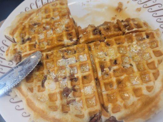 Single Waffle with pecans