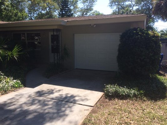 Before & After Garage Door Installation in Tarpon Springs, FL