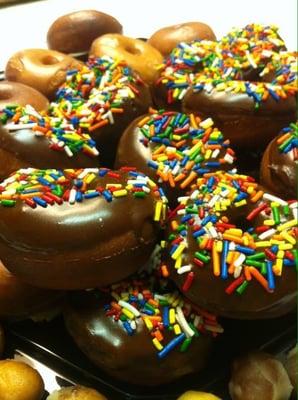 Delish Donuts & Coffee serves hot, fresh mini donuts with a variety of glazes and sugars! They really are delish!!!