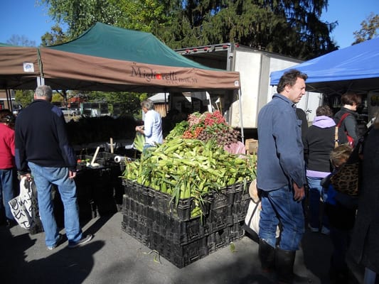 Miglioreli's has great produce