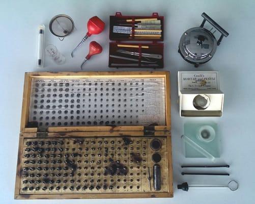 Items from ITL's dental equipment musuem