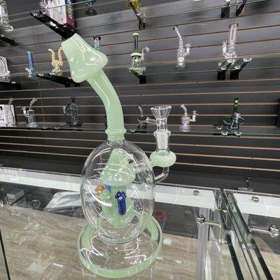 Crafted water pipe