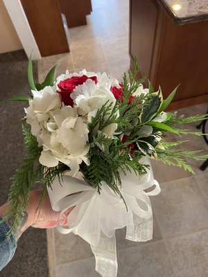 Small Christmas Bouquet, thank you Donna!