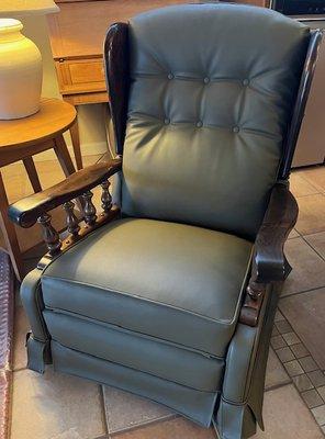 Ethan Allen rocker/recliner circa 1974