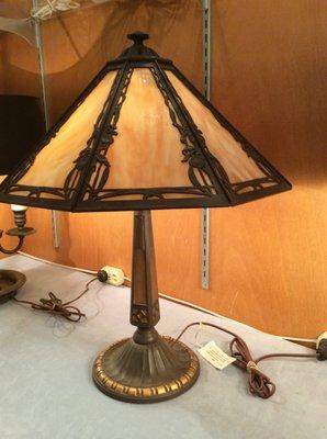 BRADLLEY & HUBBARD LIBRARY LAMP
  SIGNED & ALL ORIGINAL CONDITION, 
  PRICE.$ 2,450.00