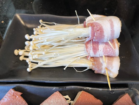 Enoki Mushroom with Bacon