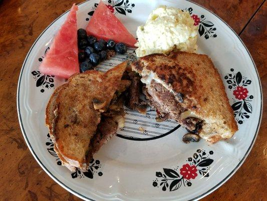 Uncle Steve's patty melt