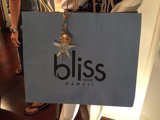 Bliss Closet Hawaii has the cutest tees, handbags, and trinkets!