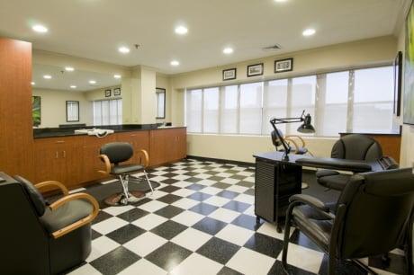 Salon & Spa