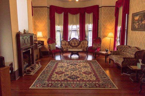 Pauline's Parlor. Open to guests from 8:00AM - 9:00PM. From 9:00pm-8:00AM, Pauline's Parlor is the private space for Drawing Room guests.