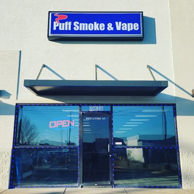 Welcome to puff smoke&vape.
We have a wide variety of disposable, vapes mods, vapes juice, vaporizers dry Harb, Hookah&shisha, more..