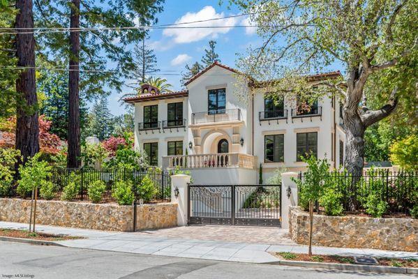 New Traditional Home and Gardens.