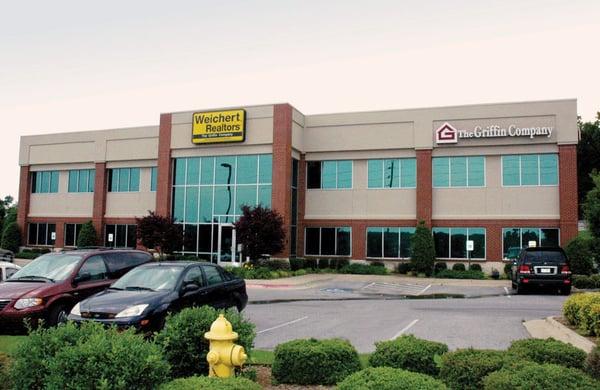 Our Springdale office is located at 5100 S. Thompson St. on 71B, across from Lake Fayetteville.