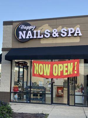 New west side Aurora nail salon!