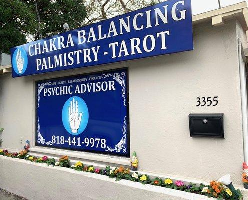 Psychic Of HollyWood Hills