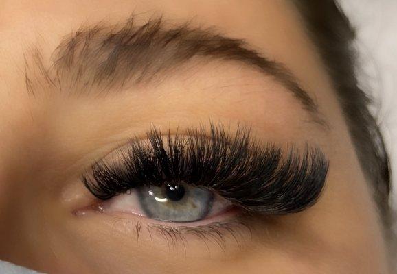 Mega Lash Extensions