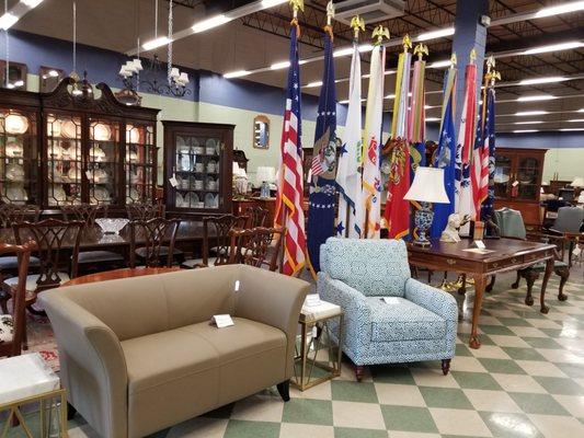 Selling Netflix's "House of Cards" furniture after filming for the final season was finished.