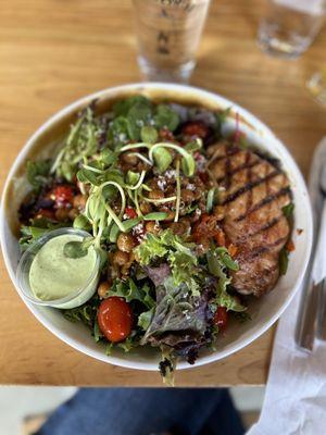 Mixed greens salad with grilled hot honey chicken thigh. Ranch dressing.