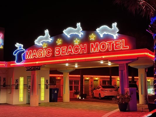 Magic Beach Motel