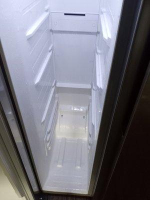 Cleaning Inside of Freezer