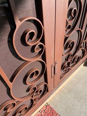 Detail of security doors. They look brand new!