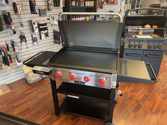 Camp Chef Flat Top Grill with Lid.