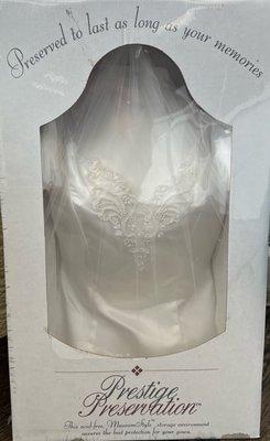 We do cleaning and preservation of your wedding dresses