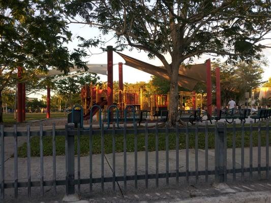 Nice playground right next to the Kendall Branch Library.   My son@ 6'5" no longer wants to play here.  Dunno why....