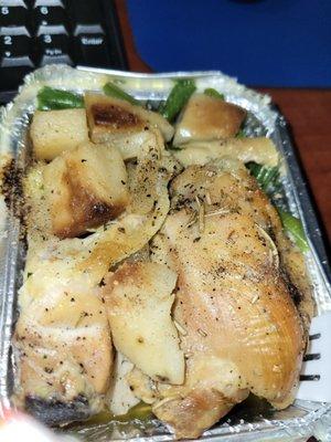 Roasted  chicken wit rosemary potatoes & string beans