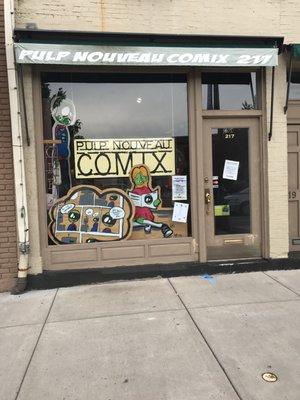 Pulp Noveau Comix store entrance