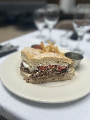 Smoke prime rib sandwich