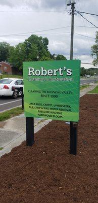 Robert's Cleaning & Restoration LLC