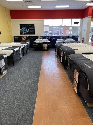 Mattress firm showroom