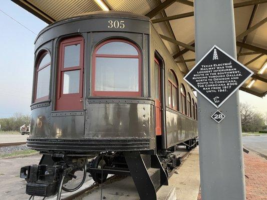 "The Corscicana #305 ran from 1917 until 1941" - what an amazing piece of American History!