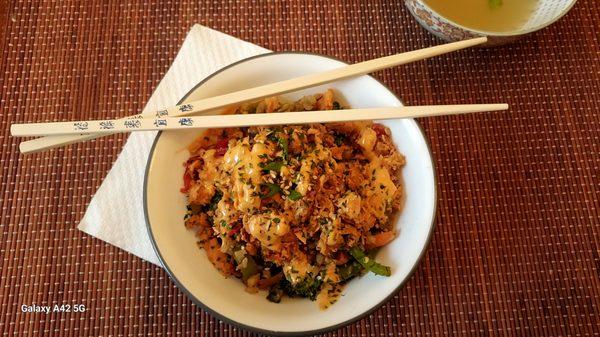 Meal prep:
Salmon cauliflower rice bowl