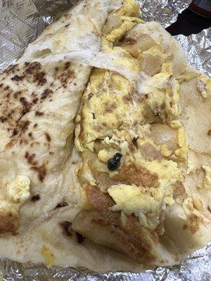 I found a fly in my potato and egg taco .