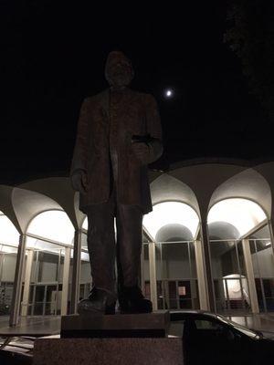 7/29/17. Saturday night. Captain Henry Miller Shreve statue in front of theater. The steamship captain for whom this city is named.