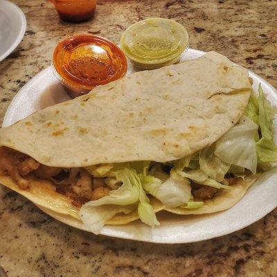 Pollo Quesadilla