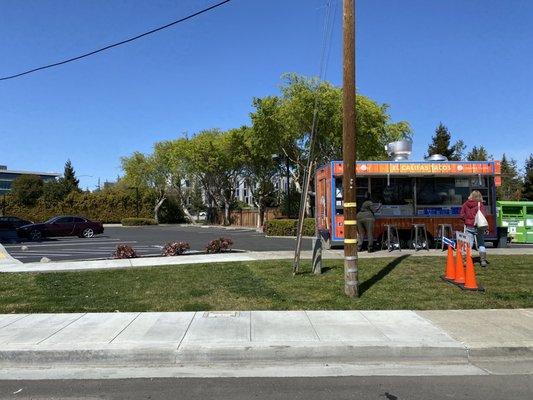 Taco Truck in its newish location