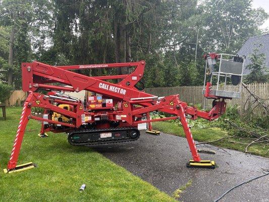 Piece of equipment to take down trees