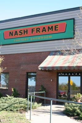 Nash Frame Design at 3565 Wooddale Ave. S in St. Louis Park | nashframe.com