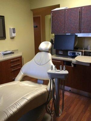 Modern dentist in Pike Creek