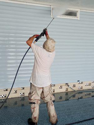 Straighter Edge cleans many mobile homes restoring them to a "like new" look!