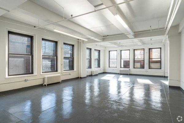 Dezer Properties LLC
Commercial Loft Space for Rent