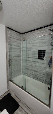 Frameless Shower Door Installation in Vancouver Washington, Clark County Professional Handyman and Remodeling Services