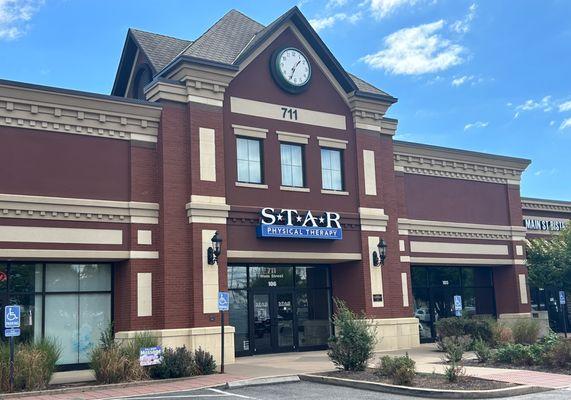 Exterior of STAR Physical Therapy - Hendersonville